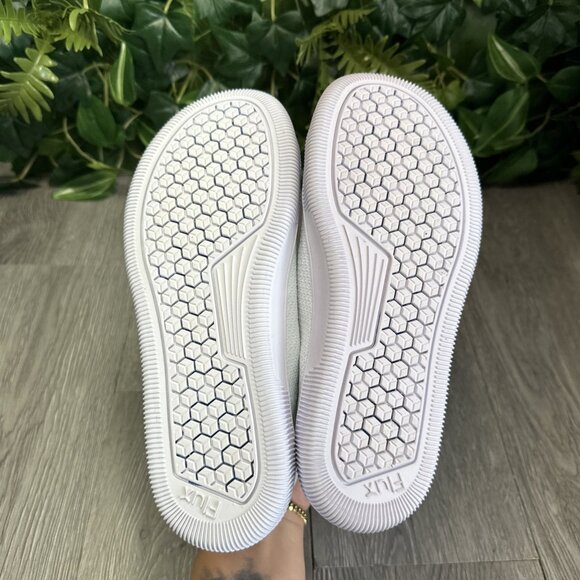 Flux Adapt Trainer Barefoot Triple White Knit White Sole Men 7 Women 8 main image 8